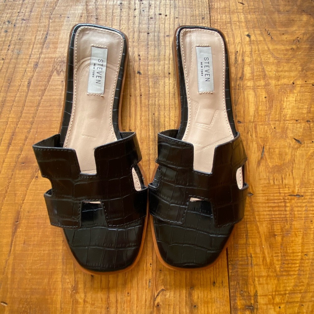 Steven New York Croc Embossed Slide Sandals Size 8 M